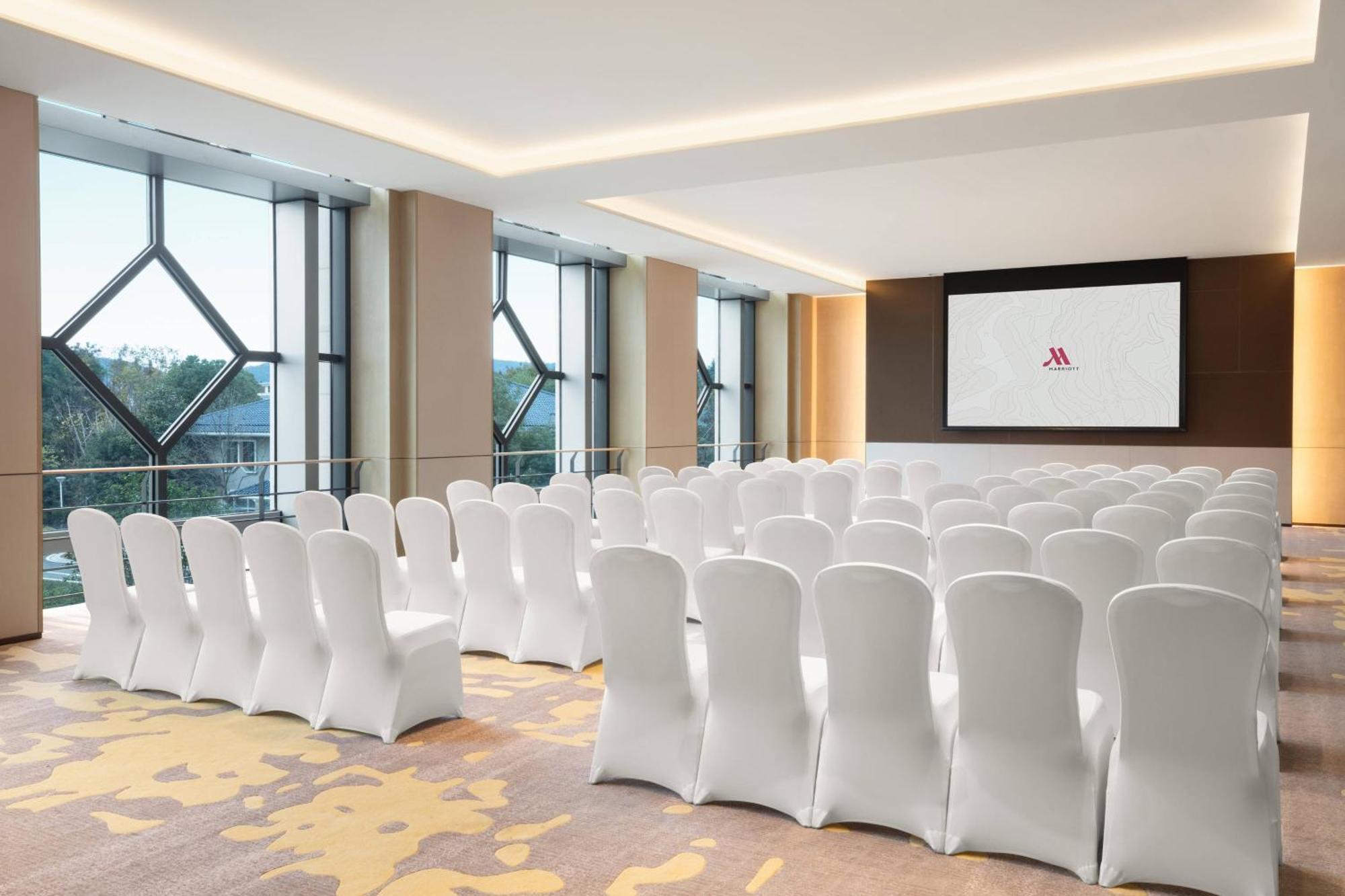 Wuxi Marriott Hotel Lihu Lake Exterior foto